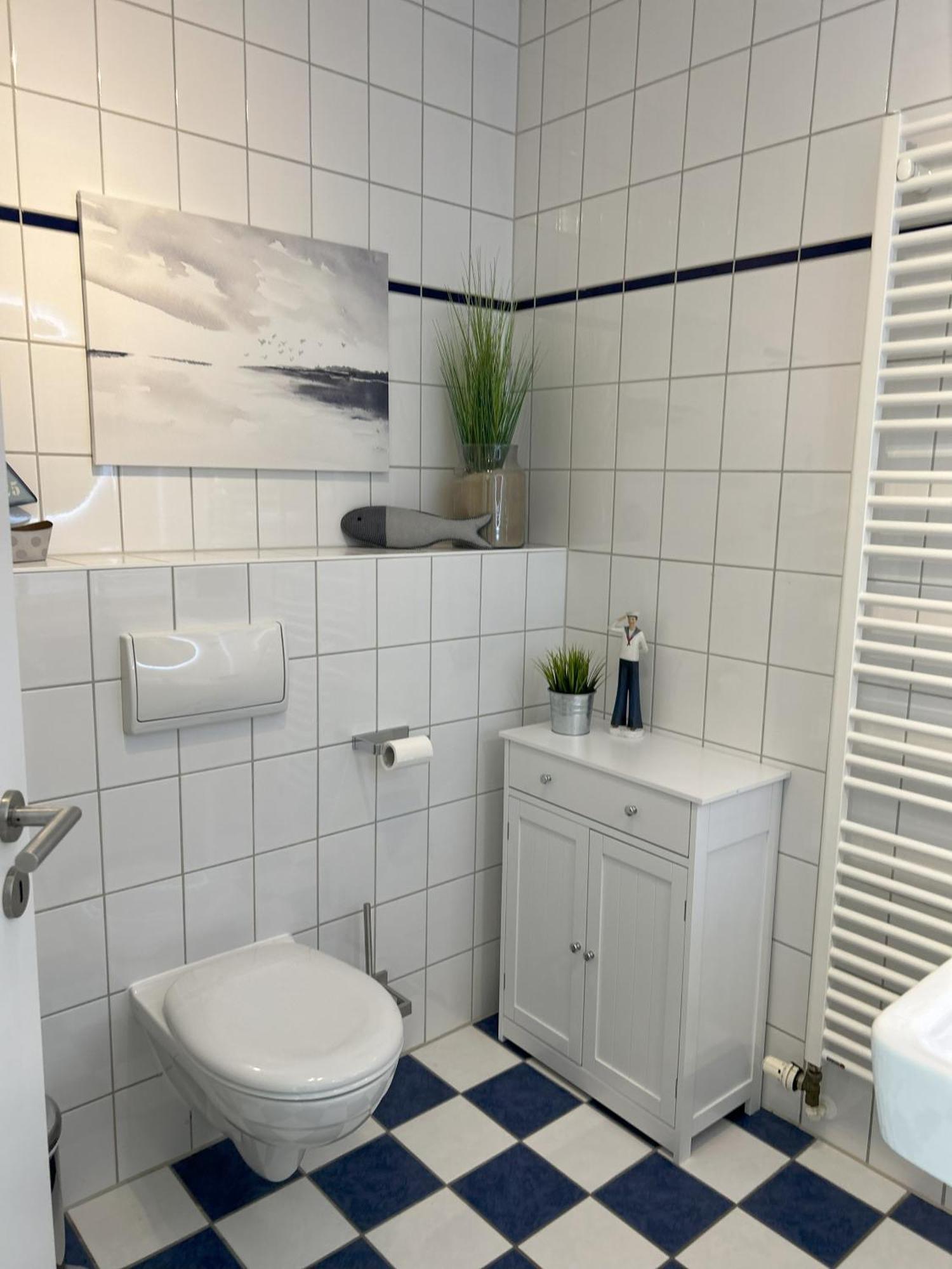 Kaiserhof 14 *